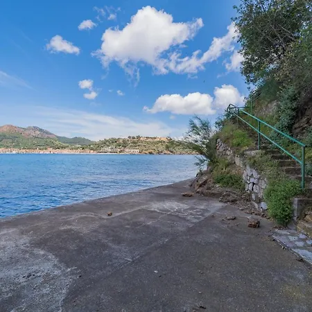 Casa William Porto Azzurro